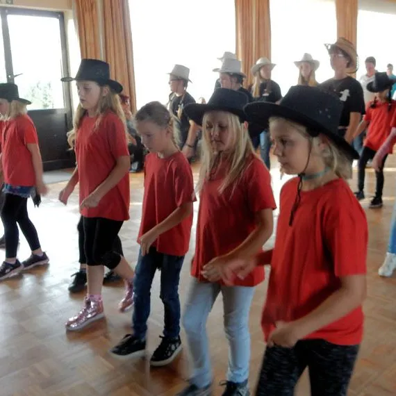 line dancing