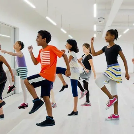 kids dancing
